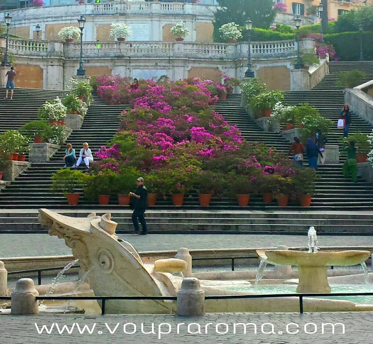 Piazza di Spagna - Flores na Escadaria - Blog VoupraRoma
