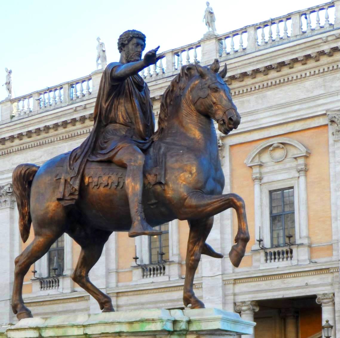 ESTÁTUA MARCO AURÉLIO - CAMPIDOGLIO