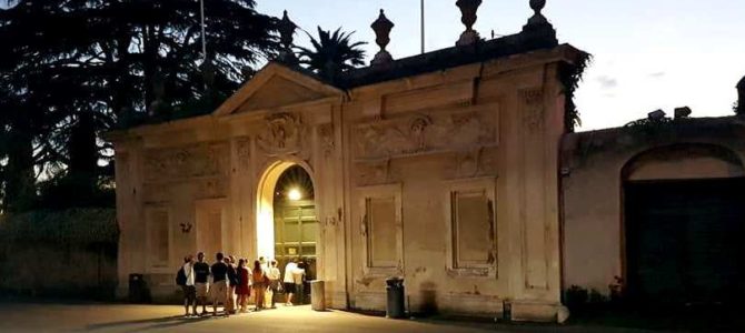 Serratura del Portone dei Cavalieri di Malta em Roma