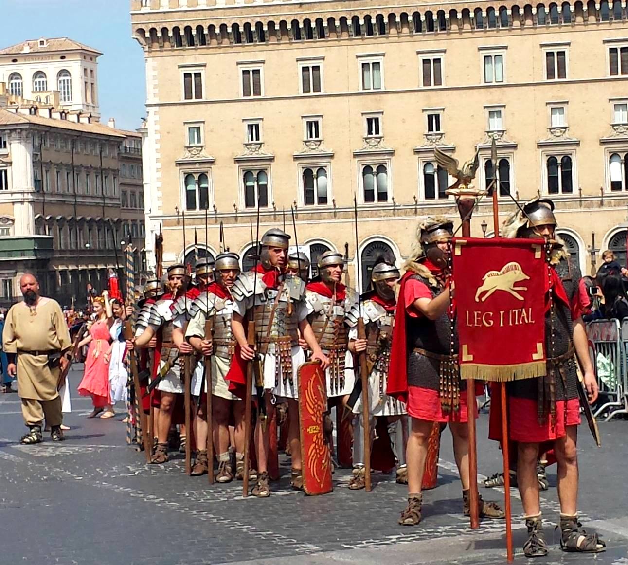 DESFILE ANIVERSÁRIO DE ROMA - NATALE DI ROMA 