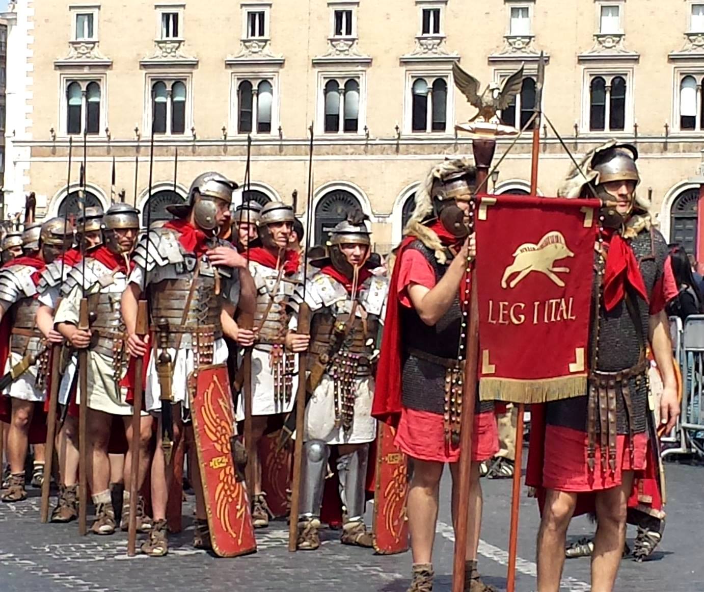 Aniversário de Roma, 2768 anos.