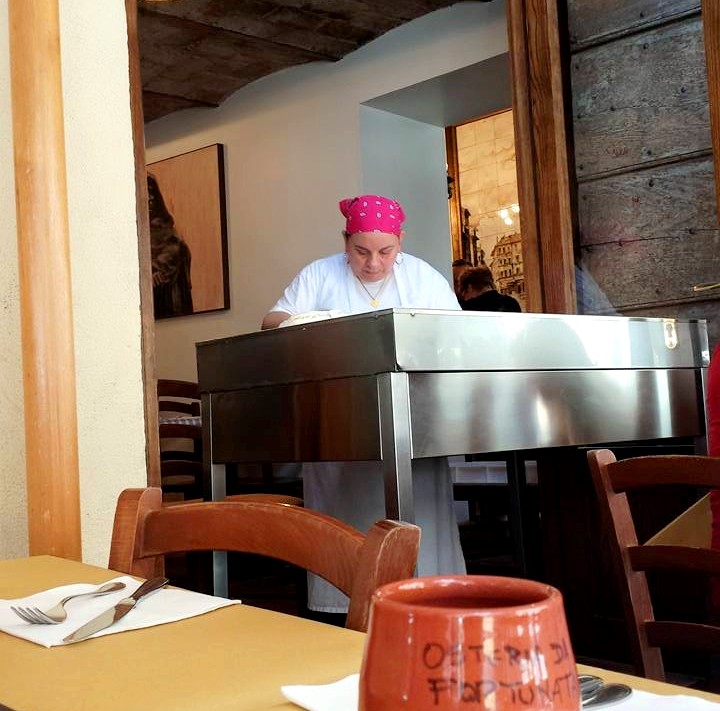 PASTA FRESCA EM ROMA NA OSTERIA DA FORTUNATA