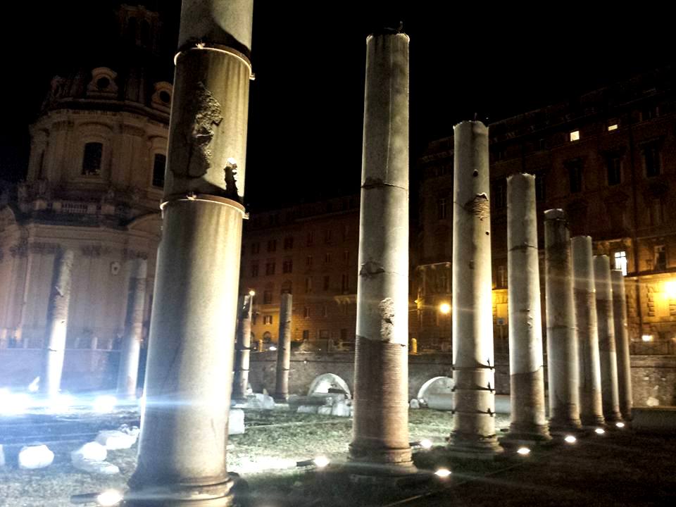 ROMA ANTIGA - FORI IMPERIALI - foto Ana Venticinque