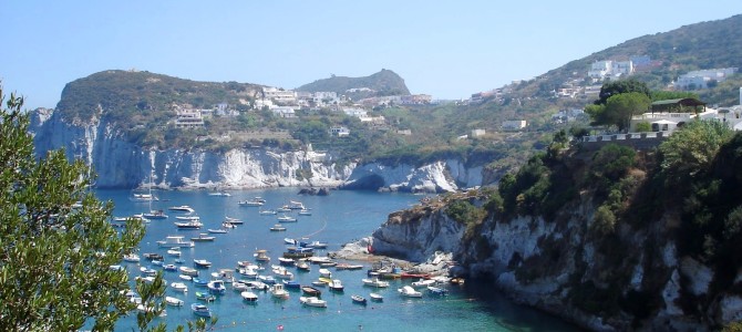 Ponza uma ilha italiana de mar cor Caribe!