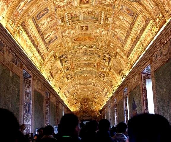 Verão em Roma - Museus do Vaticano visita noturna - Blog Vou pra Roma