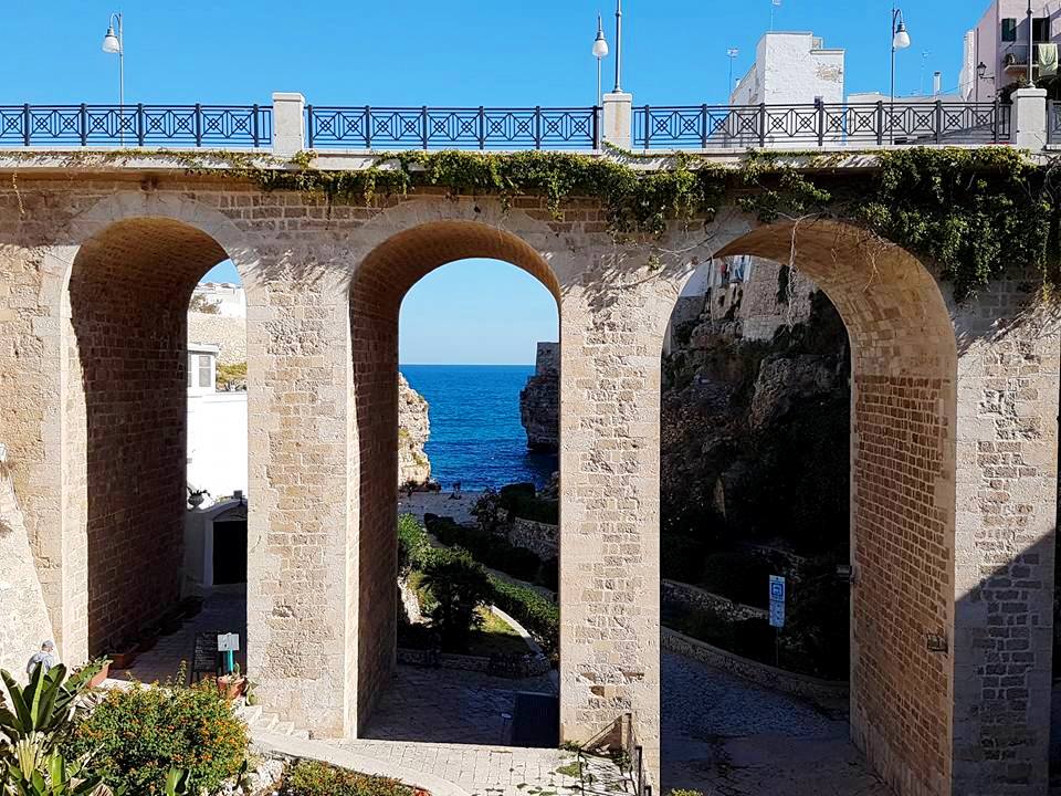 Polignano a Mare - Puglia - Ponte Monachile - Estrada Traiana - Blog Vou pra Roma