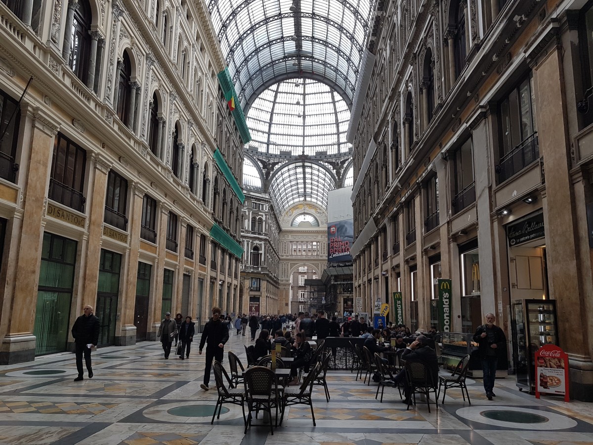 Galleria Umberto I - Tour Nápoles Pompeia - blog Vou pra Roma