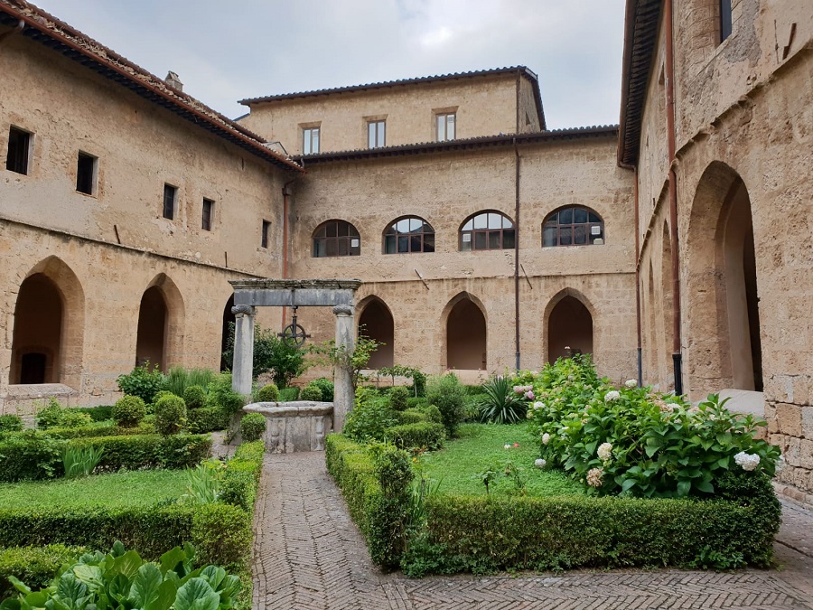 Mosteiro Santa Escolástica - Itália 